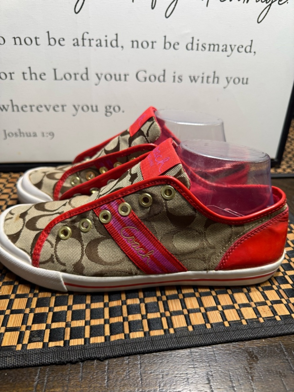 Coach Signature Monogram Sneakers in Khaki and Red Trim Women SZ 8- Box16 - Picture 4 of 6